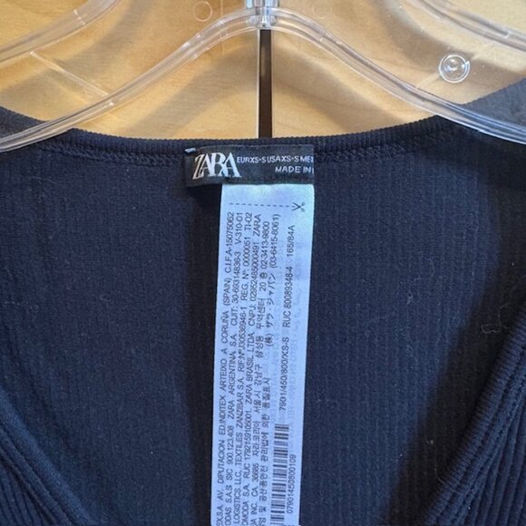 ZARA BLACK RIBBED SEAMLESS BODYSUIT, SIZE: XS-S, LIKE NEW - Picture 3 of 3